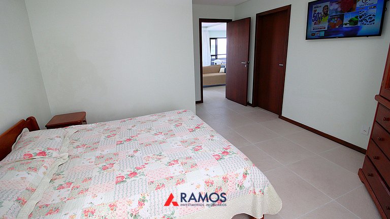 1027 - Cobertura duplex com piscina em Bombinhas