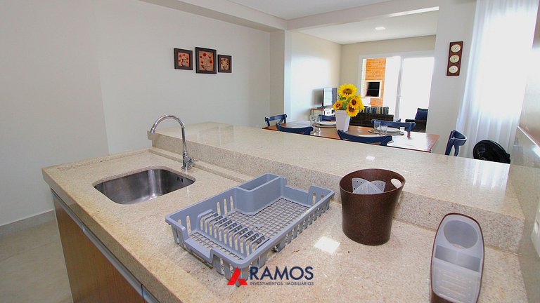 1079 - Apartamento com vista para o mar em Bombinhas