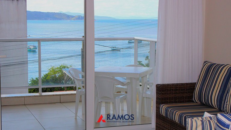 1079 - Apartamento com vista para o mar em Bombinhas