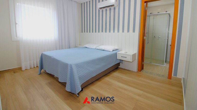 1079 - Apartamento com vista para o mar em Bombinhas