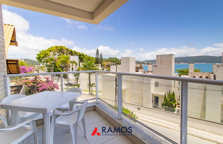 1078 - Apartamento com vista para o mar em Bombinhas