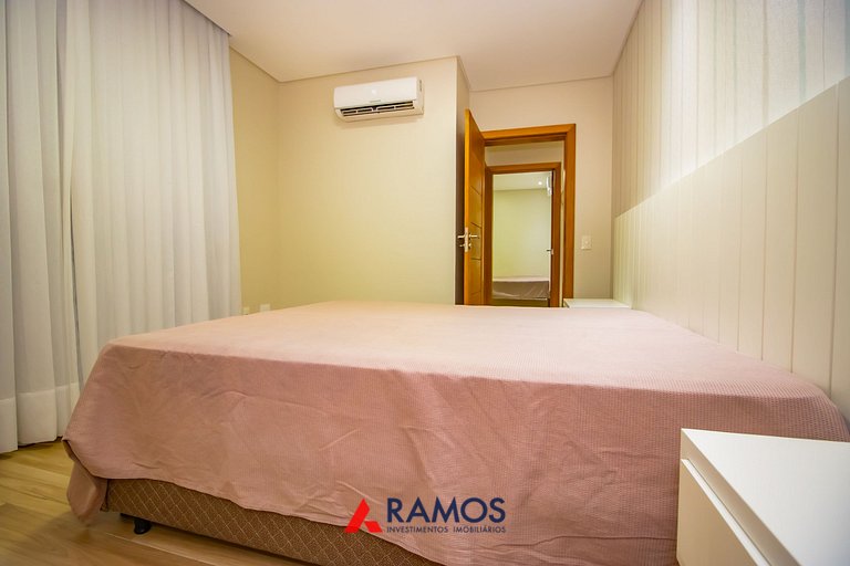 1078 - Apartamento com vista para o mar em Bombinhas