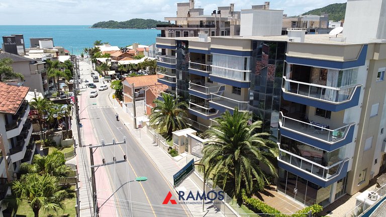 1069 Apartamento na praia de Bombinhas