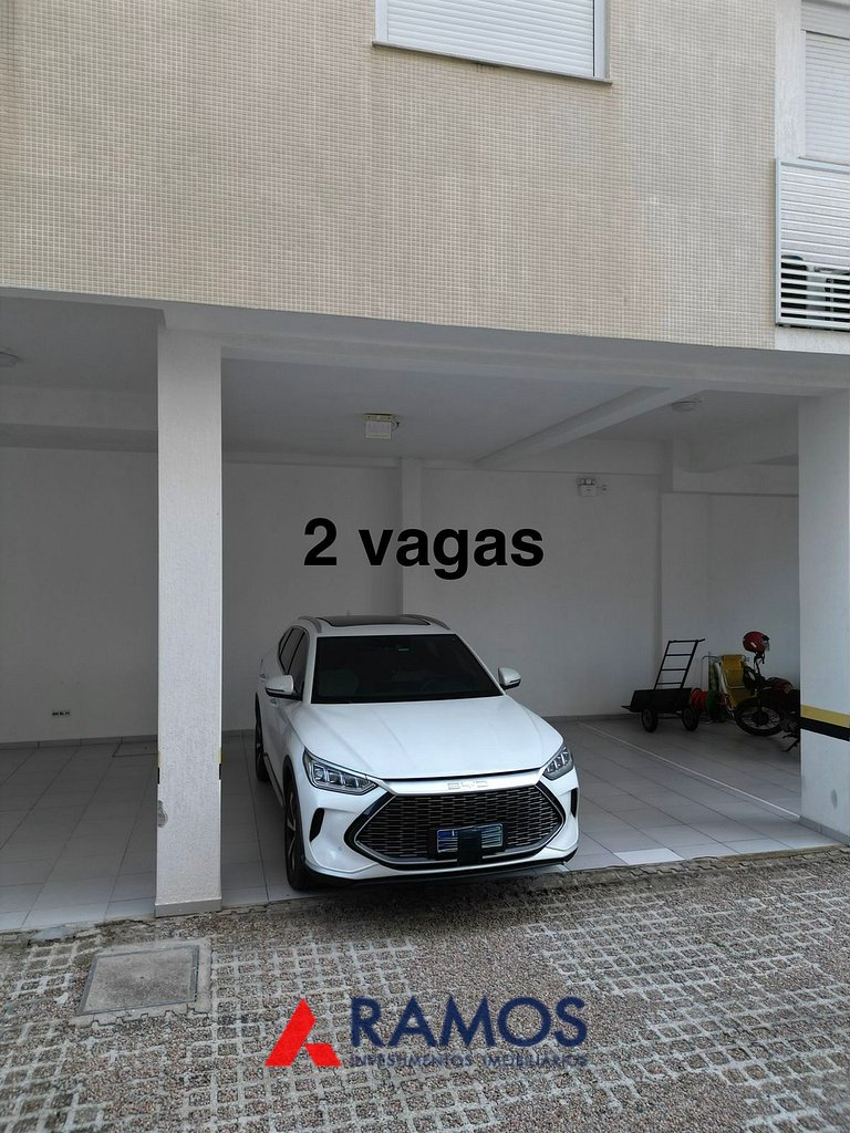 1069 Apartamento na praia de Bombinhas