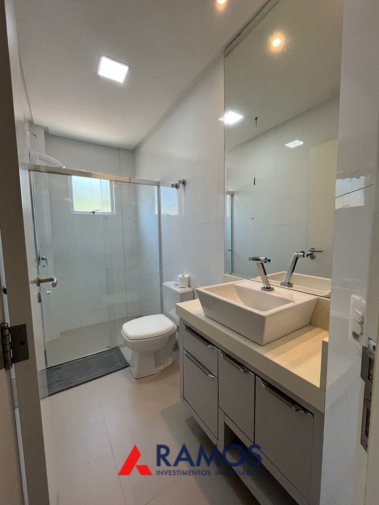 1069 Apartamento na praia de Bombinhas