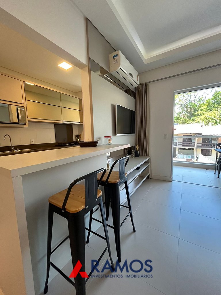 1069 Apartamento na praia de Bombinhas