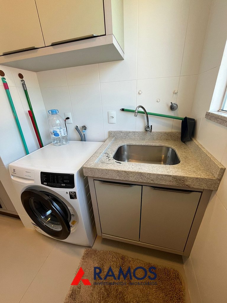 1069 Apartamento na praia de Bombinhas