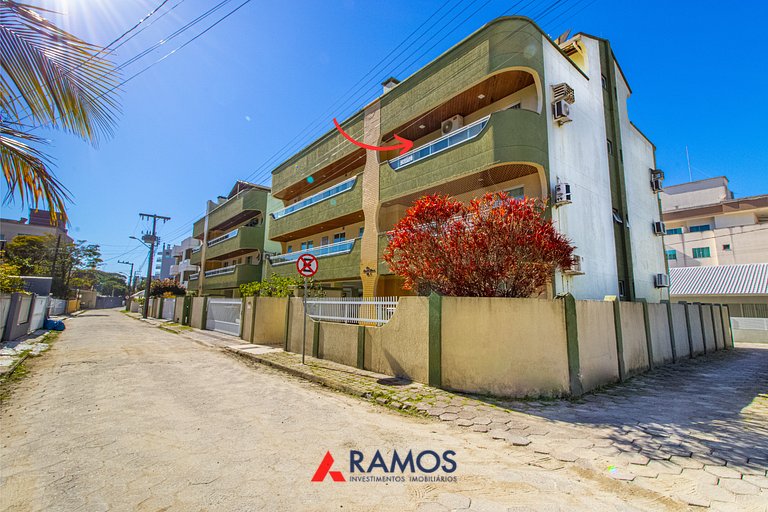 1014 - Apartamento no centro de Bombinhas