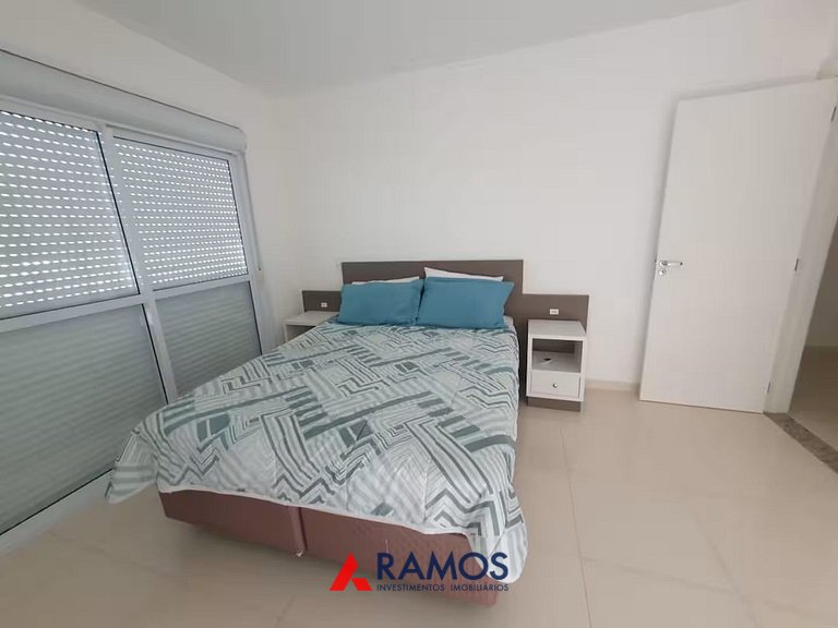 1093 - Duplex na praia do mariscal em Bombinhas