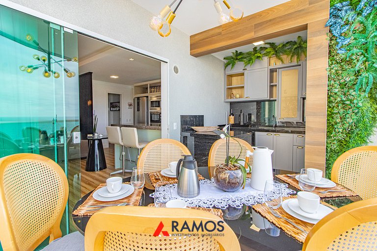 1059 - Lindo Apartamento com Vista Mar na Praia de Bombinhas